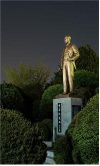 민주공원 내 장건상 상.(출처=부산도서관) 민주공원 내 장건상 상.(출처=부산도서관)