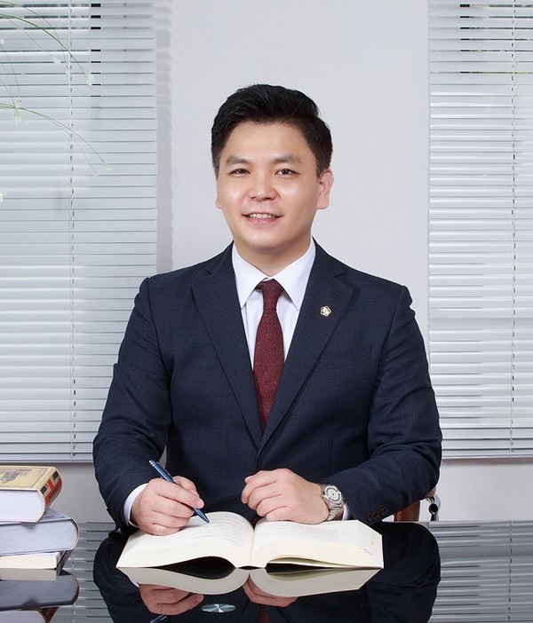 현 대한변호사협회 인증 이혼전문 변호사/ 현 대한변호사협회 인증 부동산전문 변호사/ 법무법인 로운 변호사 박해생 현, 대한변호사협회 인증 이혼전문 변호사현, 대한변호사협회 인증 부동산전문 변호사법무법인 로운 변호사 박해생