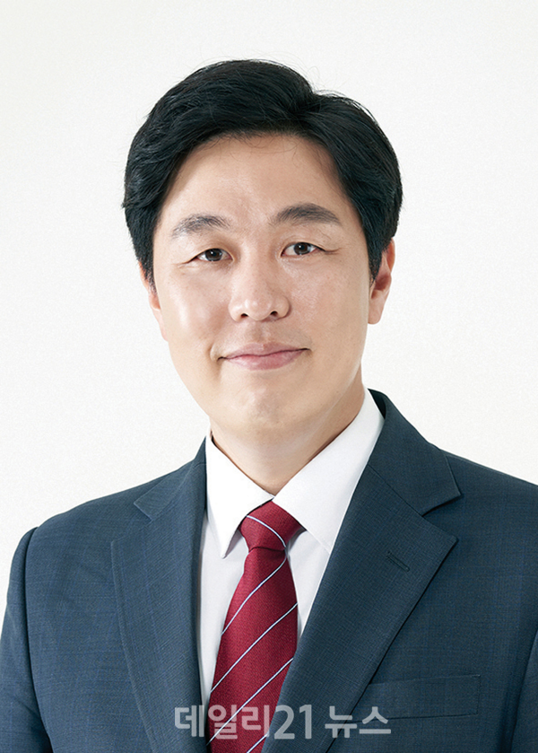 부산시의회 기획재경위원회 김태효 의원(국민의힘, 해운대구3)./사진=부산시의회 제공 부산시의회 기획재경위원회 김태효 의원(국민의힘, 해운대구3)./사진=부산시의회 제공