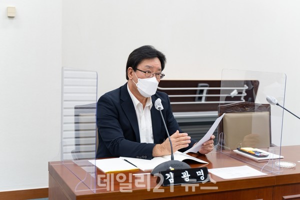 김광명 부산시 의원(기획재경위원장)./DB=일요부산 김광명 부산시 의원(기획재경위원장)./DB=일요부산