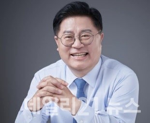 이재영 더불어민주당 양산시갑 후보. /이재영 후보 페이스북 이재영 더불어민주당 양산시갑 후보. /이재영 후보 페이스북
