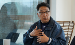 김상재 감독. 김상재 감독.